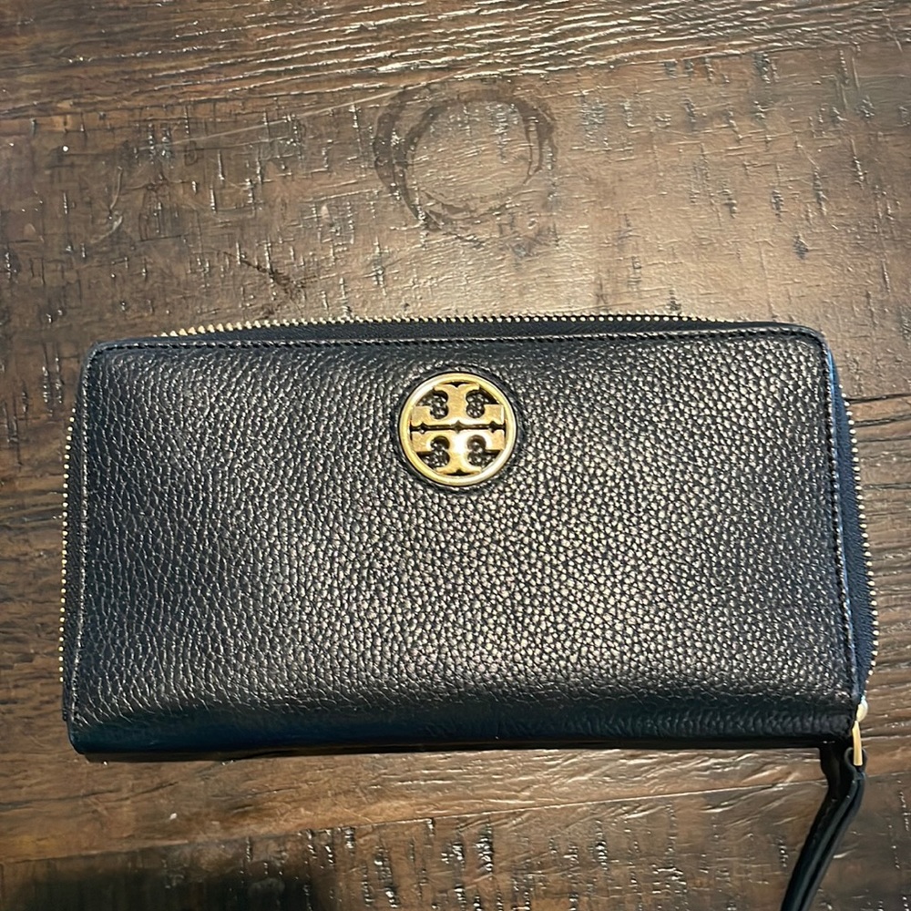 Tory Burch Wallet